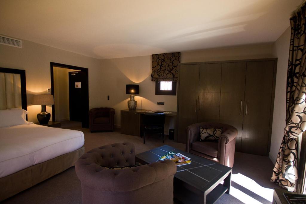 Le Daya Hotel & Spa - Boutique Hotel Roquebrune-sur-Argens Værelse billede