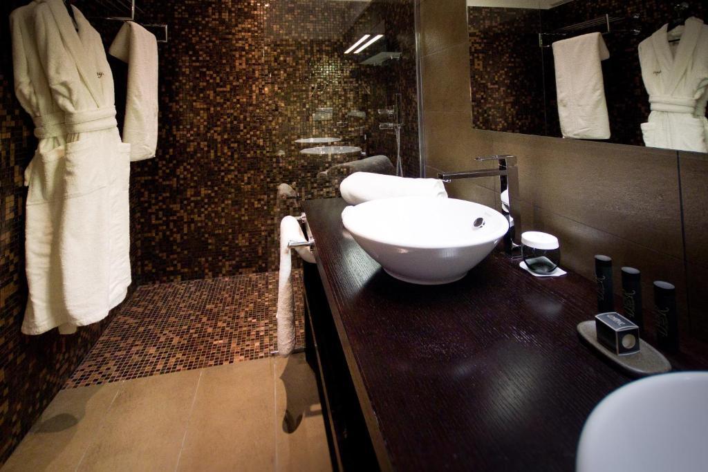 Le Daya Hotel & Spa - Boutique Hotel Roquebrune-sur-Argens Værelse billede