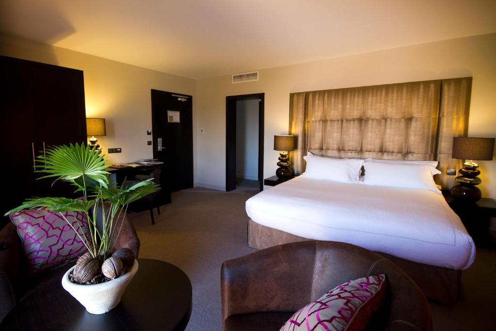 Le Daya Hotel & Spa - Boutique Hotel Roquebrune-sur-Argens Værelse billede